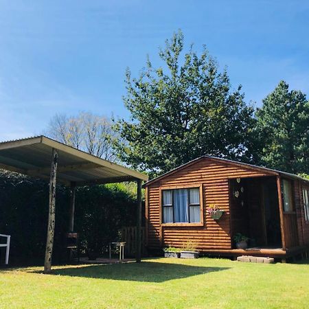 Rustic Cabin Sleepover Underberg Exterior photo